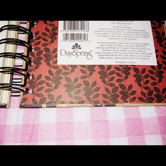Give Thanks Gratitude Journal - Picture 6 of 12